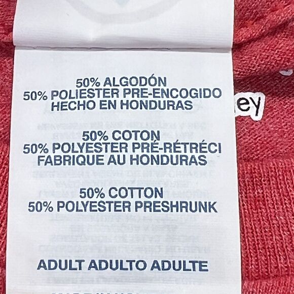 USED XL Disney Hakuna Matata Delta Soft Short Sleeve Shirt Red - Picture 3 of 6